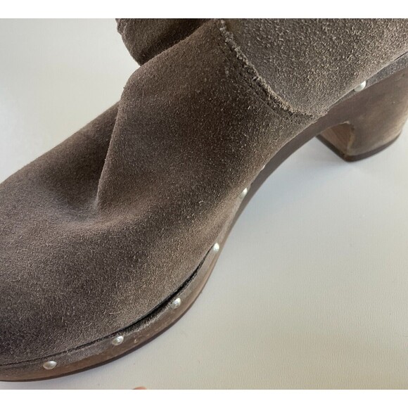 UGG Lynnea Wood Clog High Heel Boot Womens 8 Brown Upper Leather - Picture 11 of 13